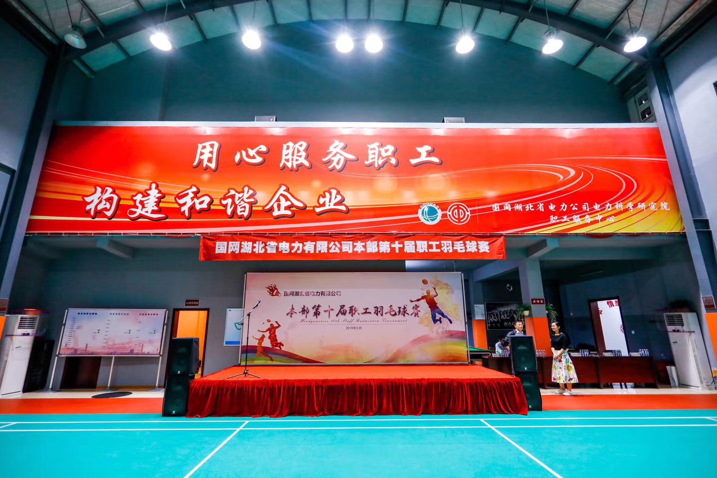 桁架舞臺(tái)搭建工廠(chǎng)，藝術(shù)與技術(shù)的交匯點(diǎn)