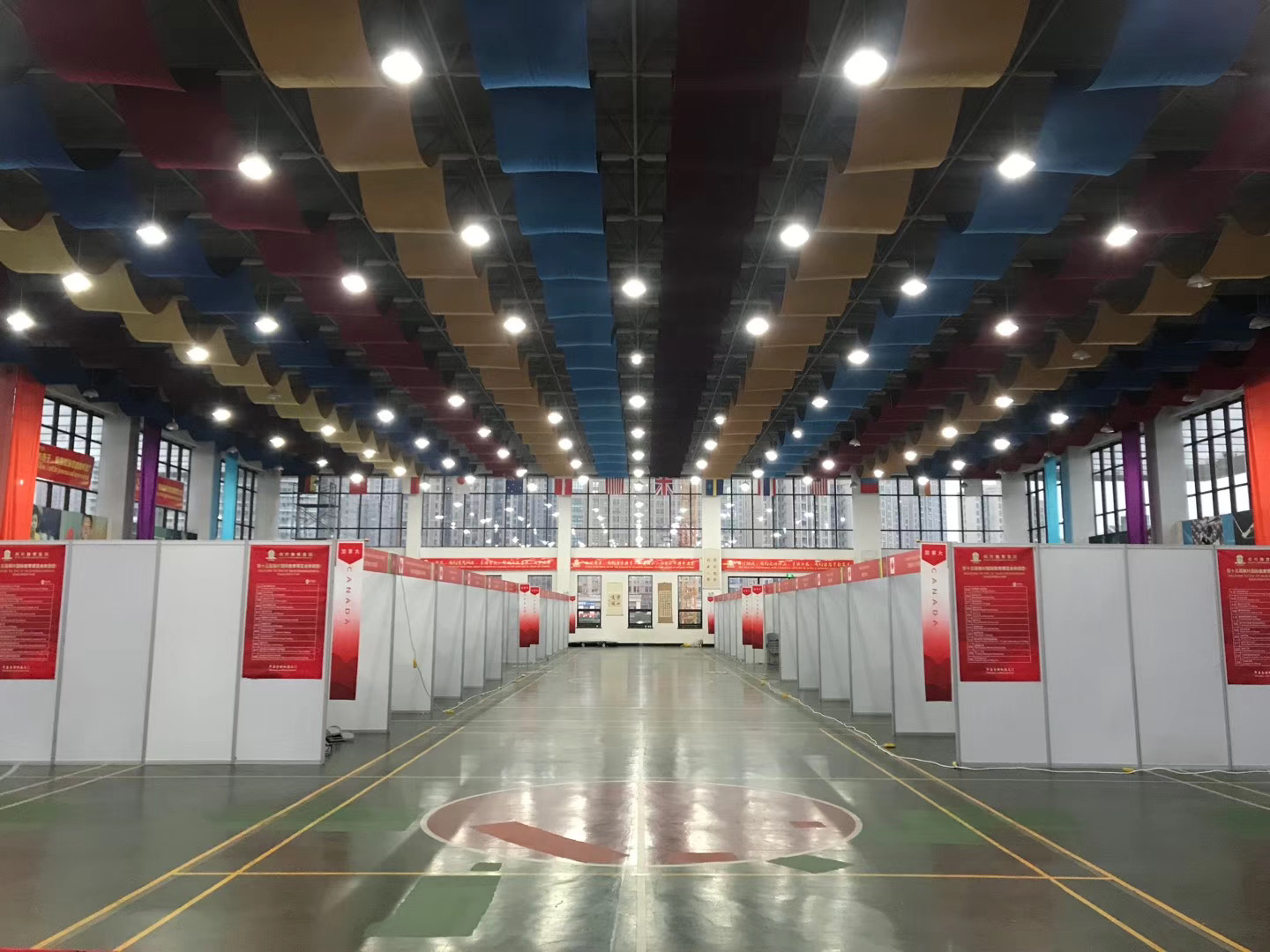 楓葉國際外語學(xué)校2019招生會